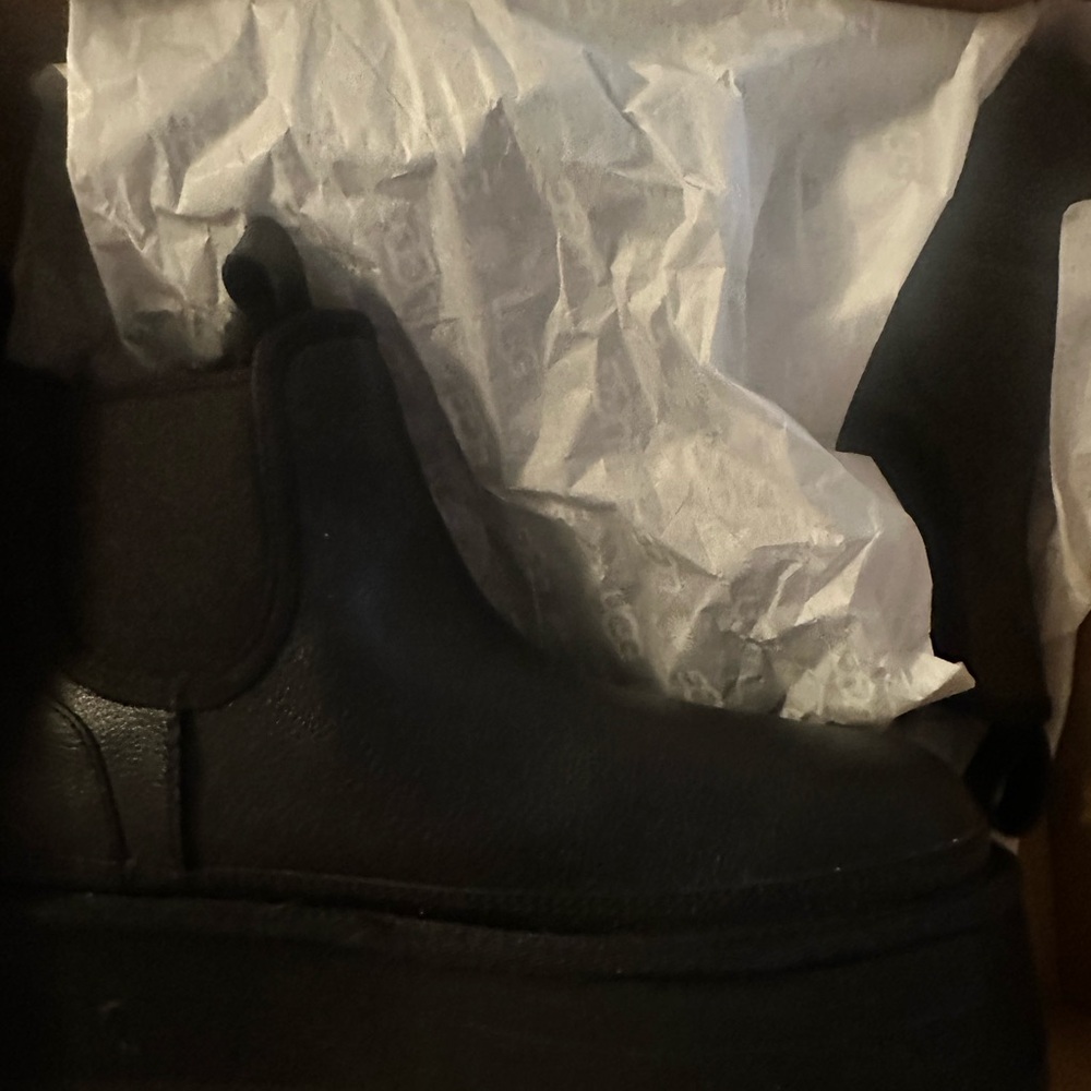 UGG Black Platform Chelsea Neumel Boots - Picture 3 of 5